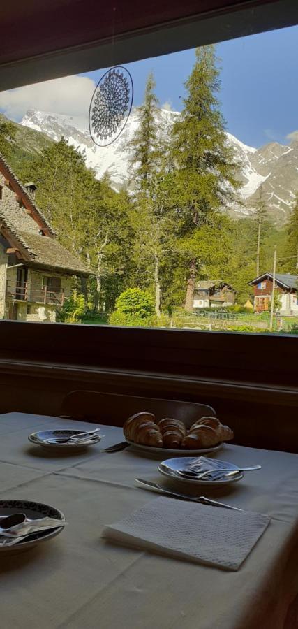 Hotel Cristallo Macugnaga Eksteriør billede